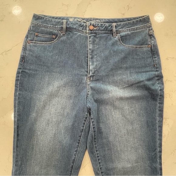 Coldwater Creek Classic Fit Bootcut Leg Denim Blue Jeans -Size 16 - Like New - Picture 5 of 13